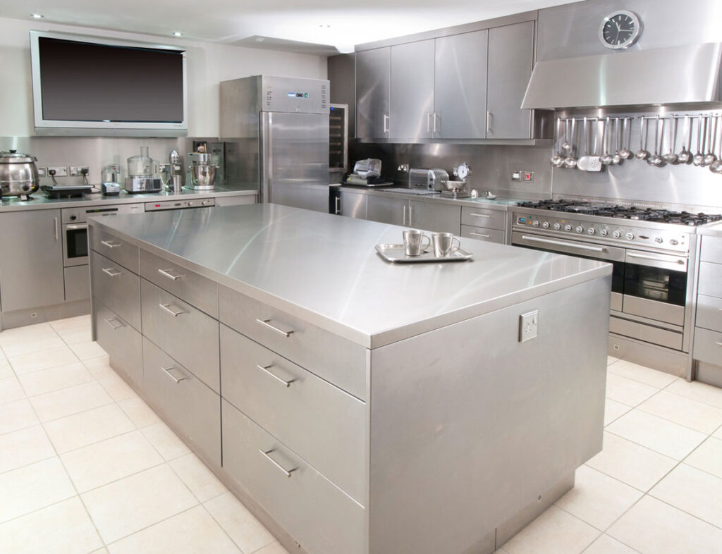 Auckland Benchtop Company Stainless Steel Kitchen Benchtops   Benchtops1 1024x786 